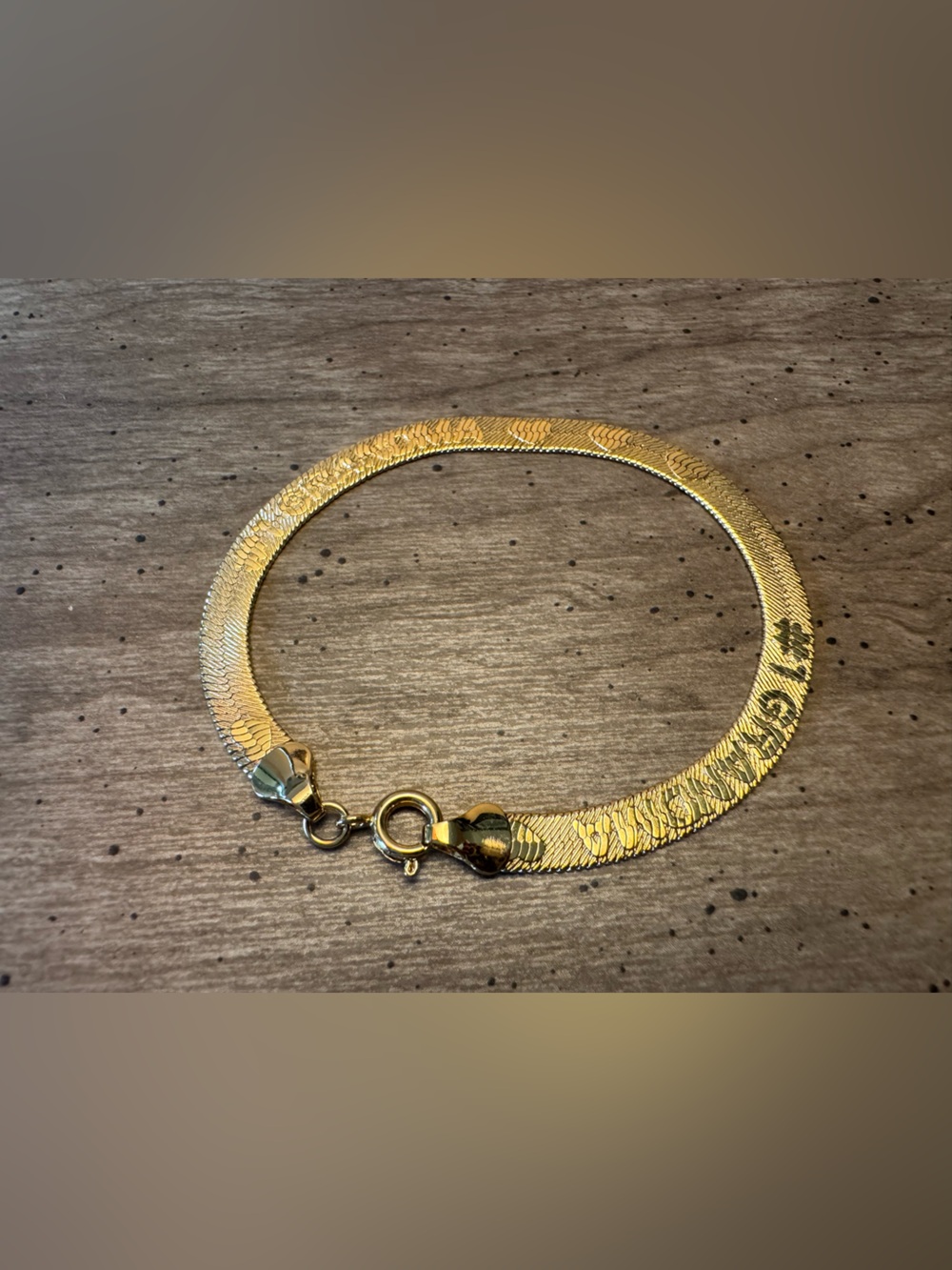 #1 Grandma Gold Tone Flat Herringbone Chain Bracelet With Hearts